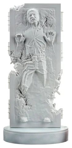 Produktbild zu Star Wars - Non-Scale Figure - Han Solo in Carbonite: Crystallized Relic