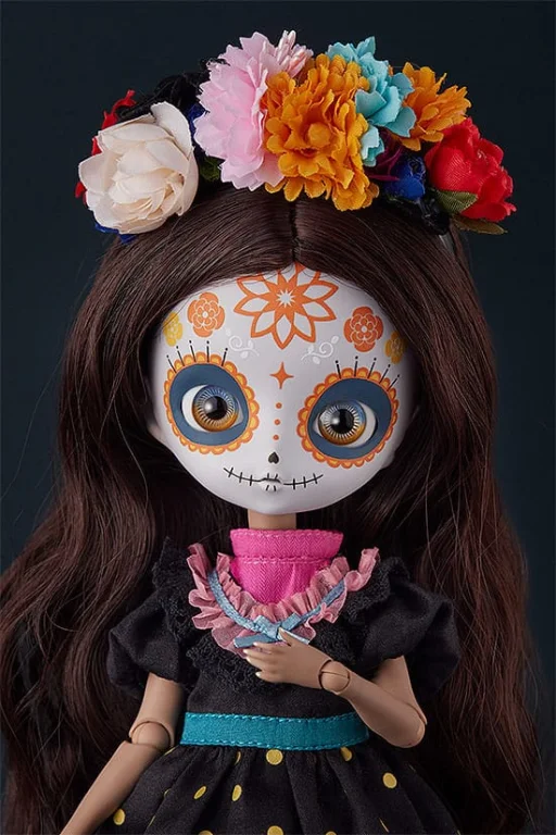 Harmonia bloom - Seasonal Doll - Gabriela