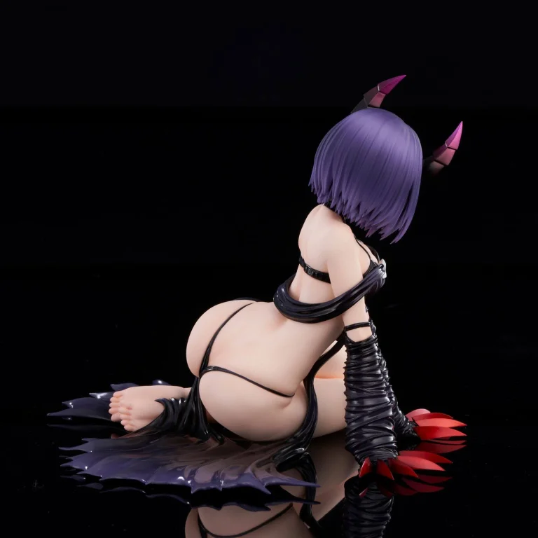 To Love-Ru - Scale Figure - Haruna Sairenji (Darkness Ver.)