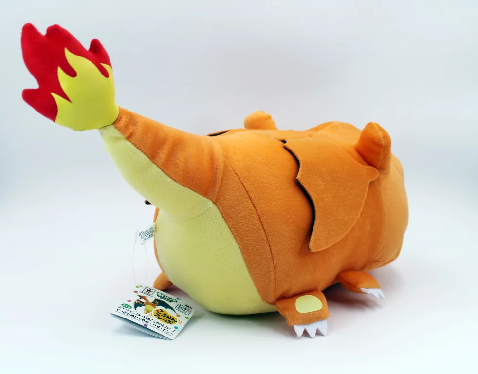 Pok&eacute;mon - Banpresto Pl&uuml;sch - Glurak (26cm)