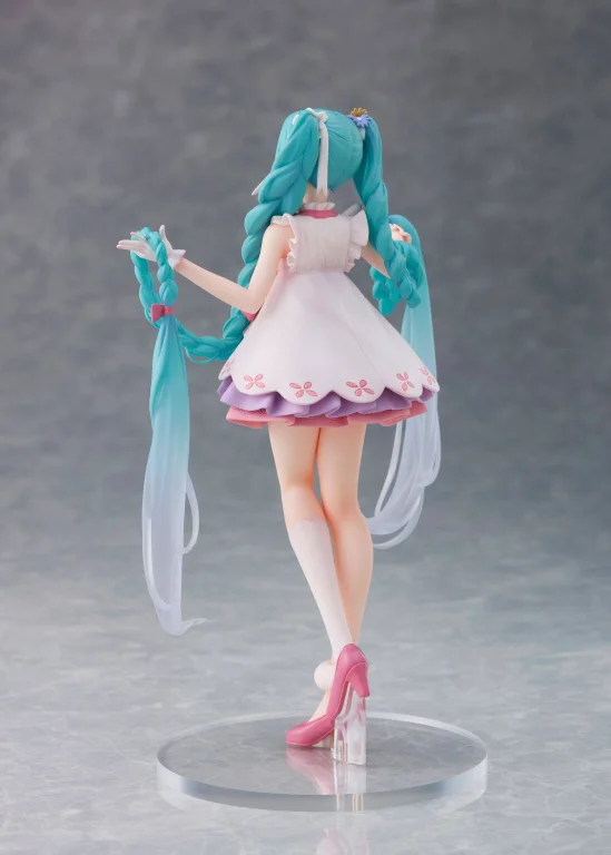 Character Vocal Series - Wonderland Figure - Miku Hatsune (Rapunzel ver.)