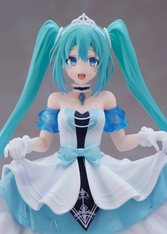 Character Vocal Series - Wonderland Figure - Miku Hatsune (Cinderella ver.)