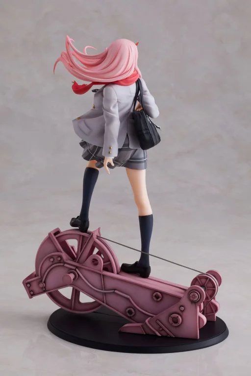 DARLING in the FRANXX - Scale Figure - Zero Two (School Uniform ver.)