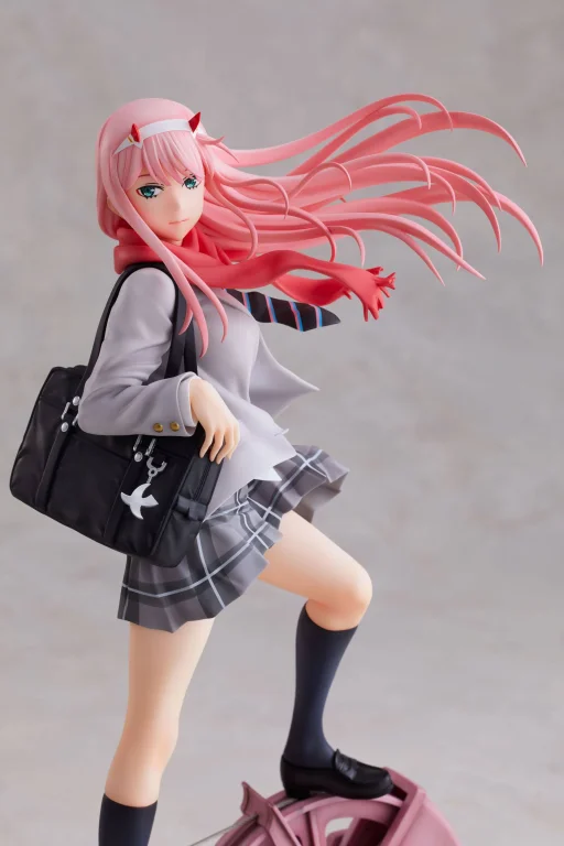 DARLING in the FRANXX - Scale Figure - Zero Two (School Uniform ver.)