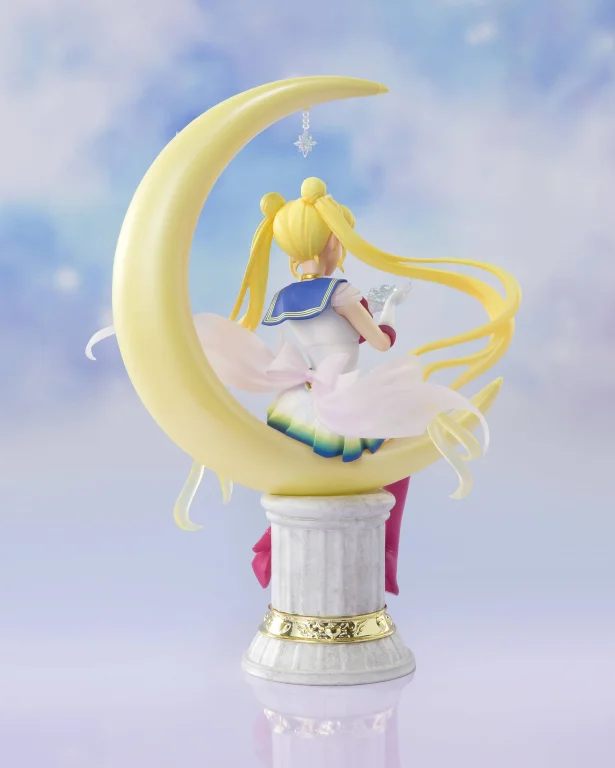 Sailor Moon - Figuarts Zero chouette - Super Sailor Moon (Bright Moon & Legendary Silver Crystal)