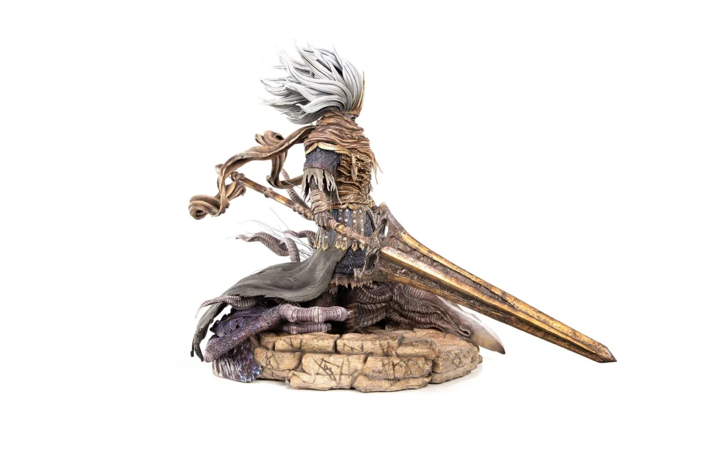 Dark Souls III - Non-Scale Figure - Nameless King