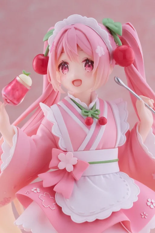 Character Vocal Series - Coreful Figure - Miku Hatsune (Sakura Miku Japanese Cafe Ver.)