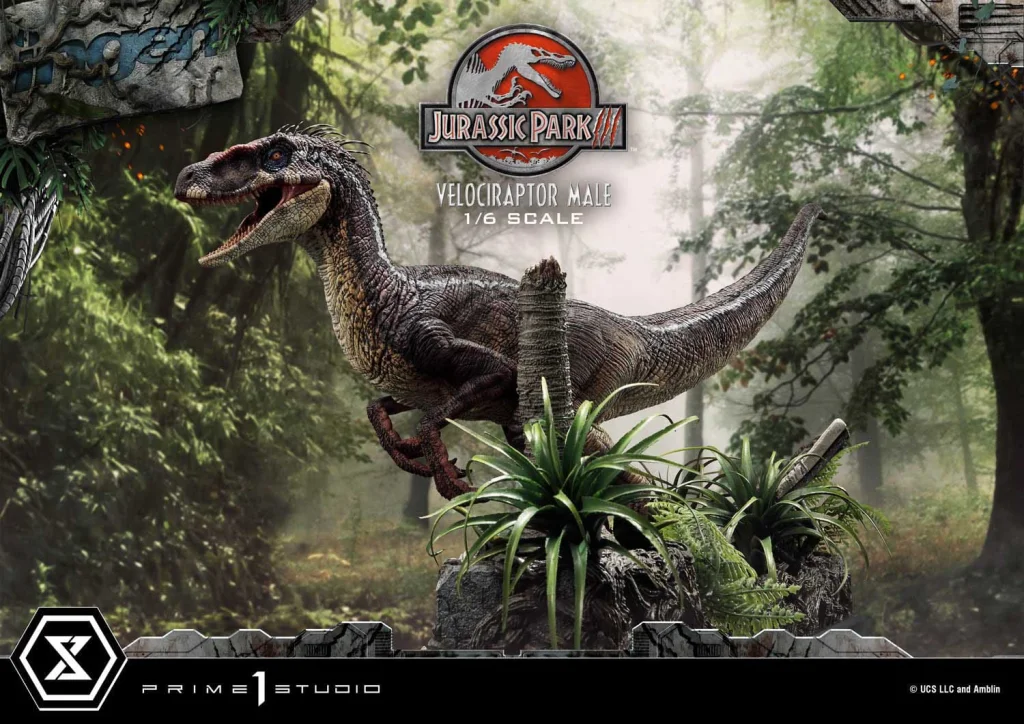 Jurassic Park - Legacy Museum Collection - Velociraptor Male