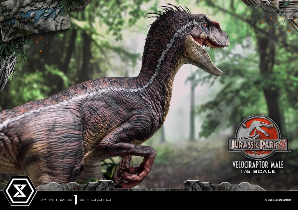 Jurassic Park - Legacy Museum Collection - Velociraptor Male