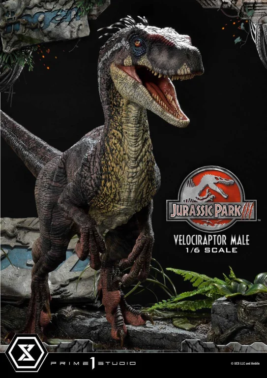 Jurassic Park - Legacy Museum Collection - Velociraptor Male