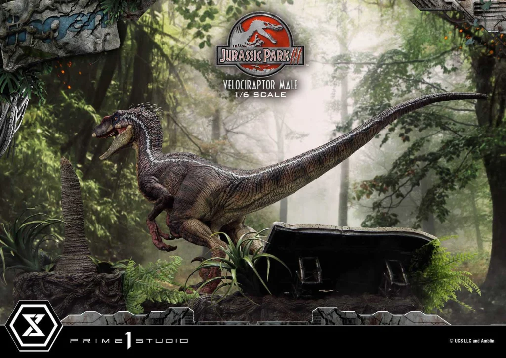 Jurassic Park - Legacy Museum Collection - Velociraptor Male