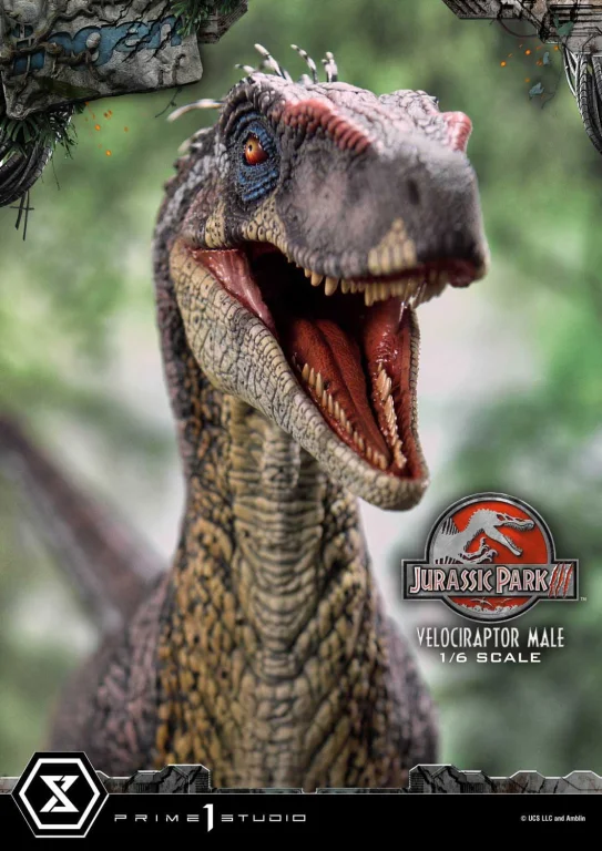 Jurassic Park - Legacy Museum Collection - Velociraptor Male