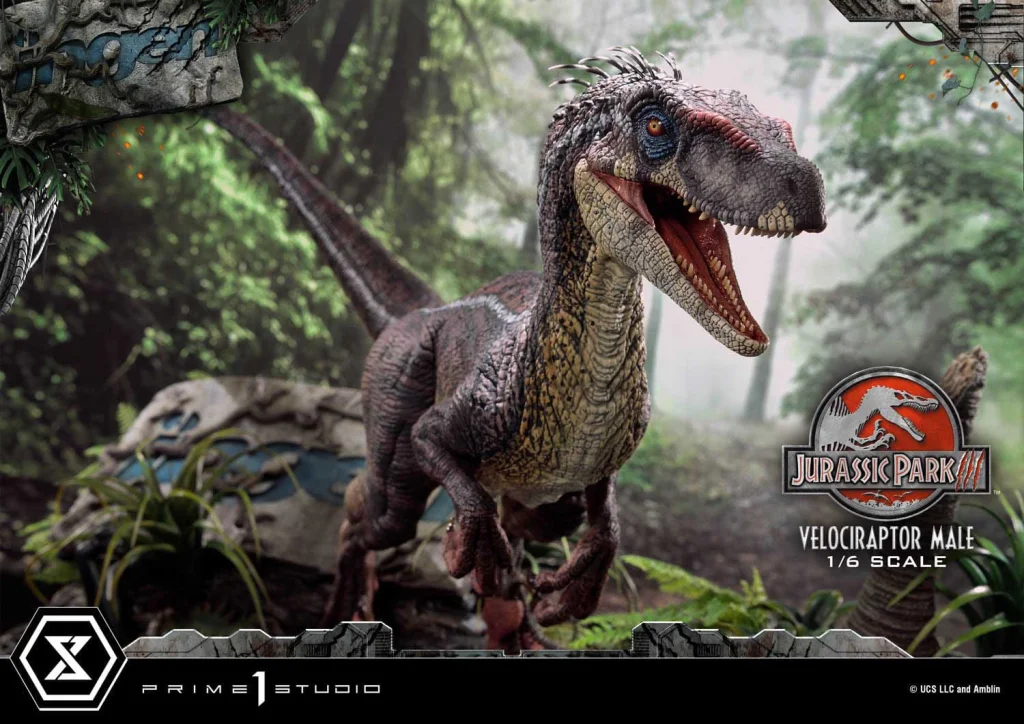 Jurassic Park - Legacy Museum Collection - Velociraptor Male