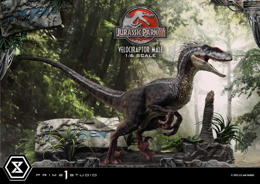 Jurassic Park - Legacy Museum Collection - Velociraptor Male