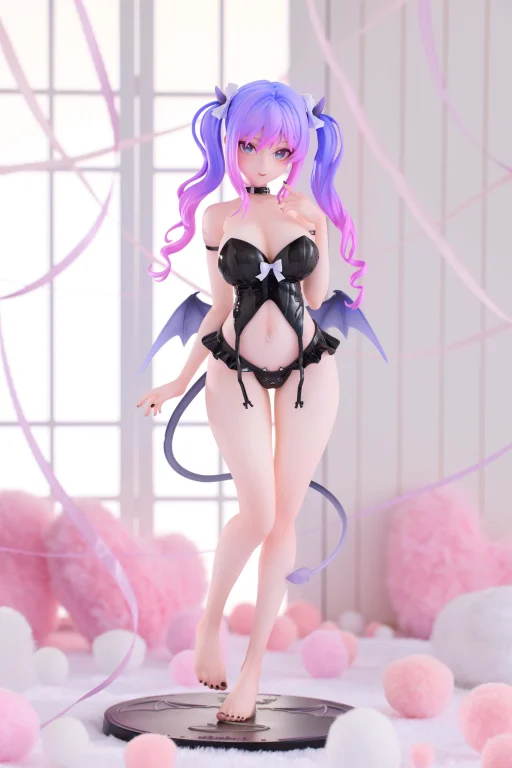 MOMOROSER - Scale Figure - Glowing Little Succubus Momoko-chan