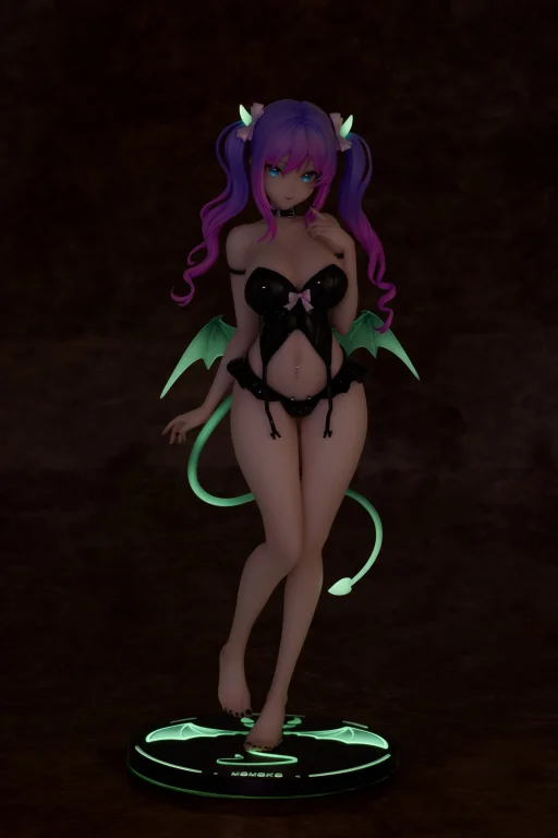 MOMOROSER - Scale Figure - Glowing Little Succubus Momoko-chan
