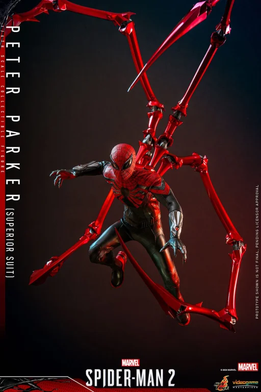 Spider-Man - Scale Action Figure - Peter Parker (Superior Suit)