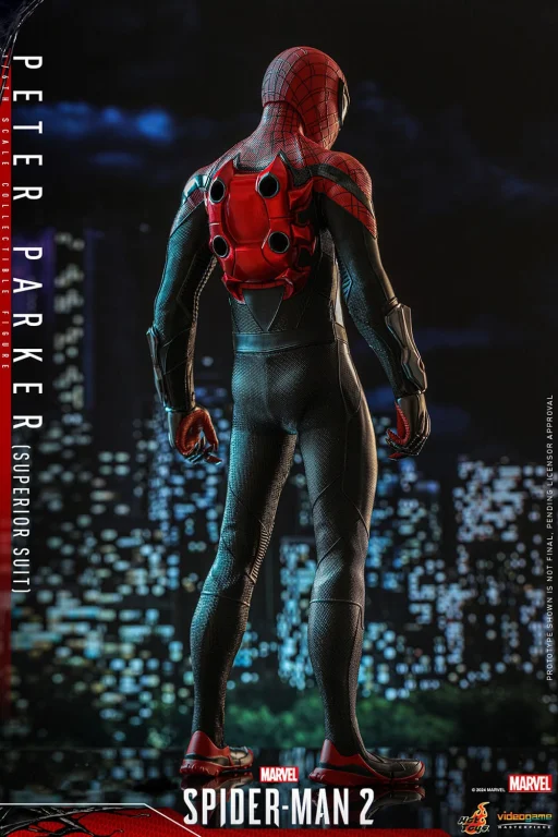 Spider-Man - Scale Action Figure - Peter Parker (Superior Suit)