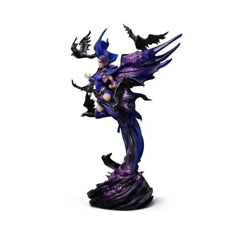Teen Titans - Scale Figure - Raven