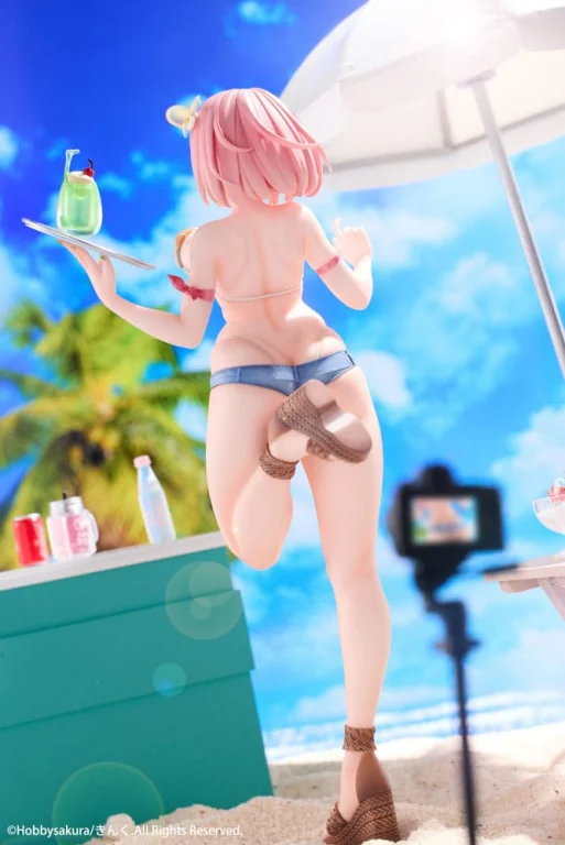 Kink Tail - Scale Figure - Summer Waiter