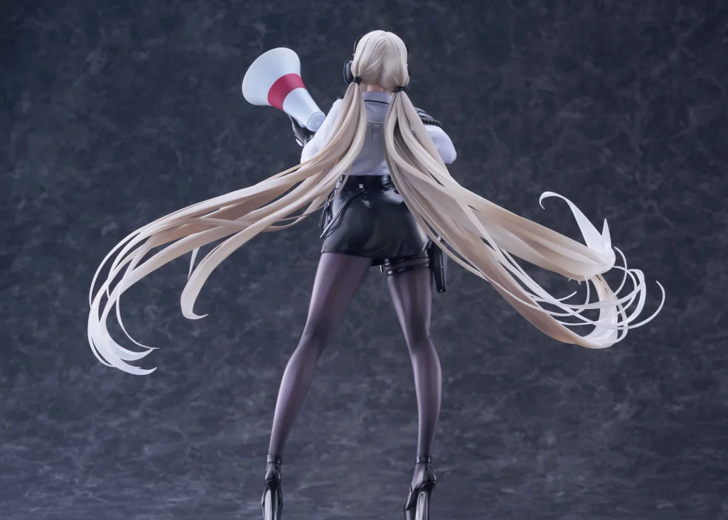 Azur Lane - Scale Figure - Kronshtadt (Begin the Rush!)