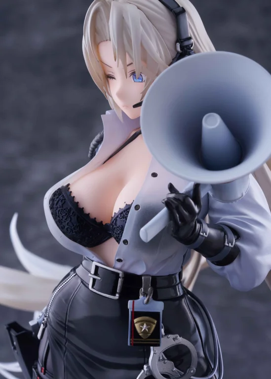 Azur Lane - Scale Figure - Kronshtadt (Begin the Rush!)