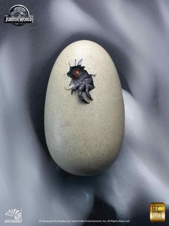 Jurassic Park - Scale Figure - Hatching Indominus Rex