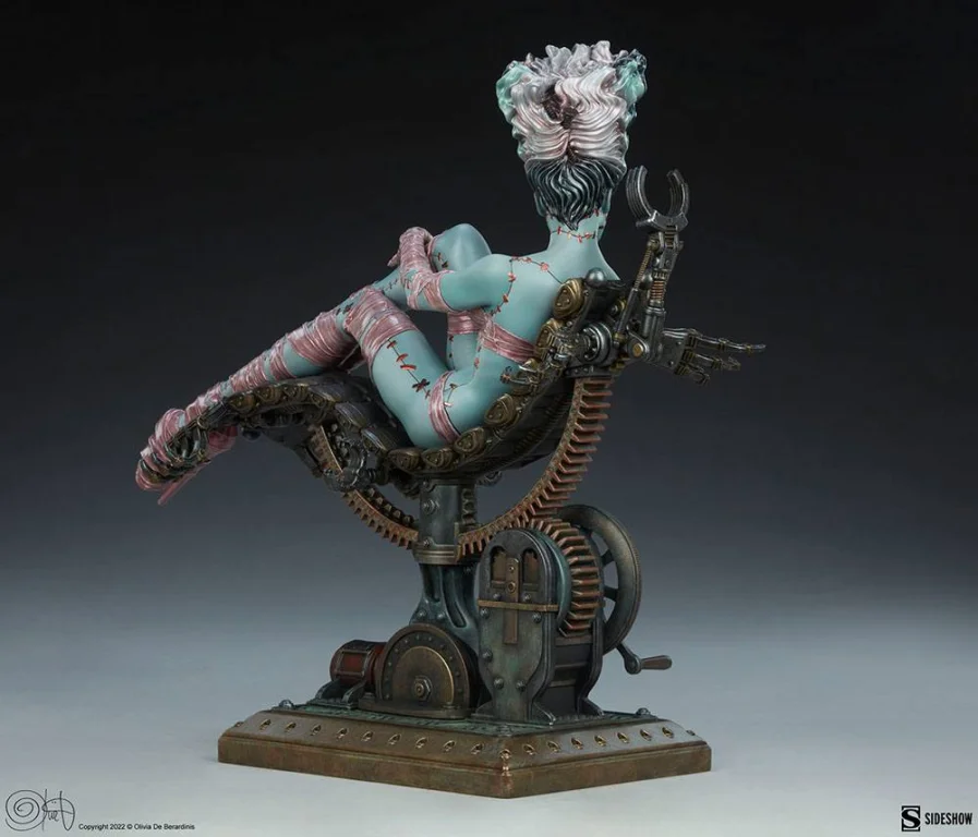 Olivia de Berardinis - Non-Scale Figure - Frankie Reborn