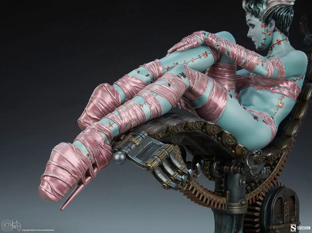 Olivia de Berardinis - Non-Scale Figure - Frankie Reborn