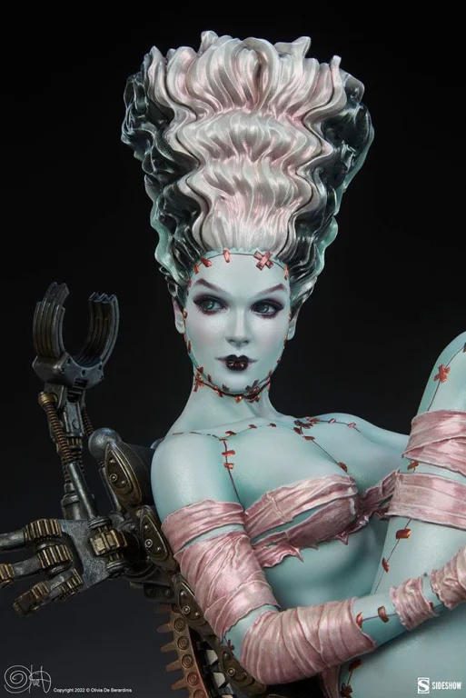 Olivia de Berardinis - Non-Scale Figure - Frankie Reborn