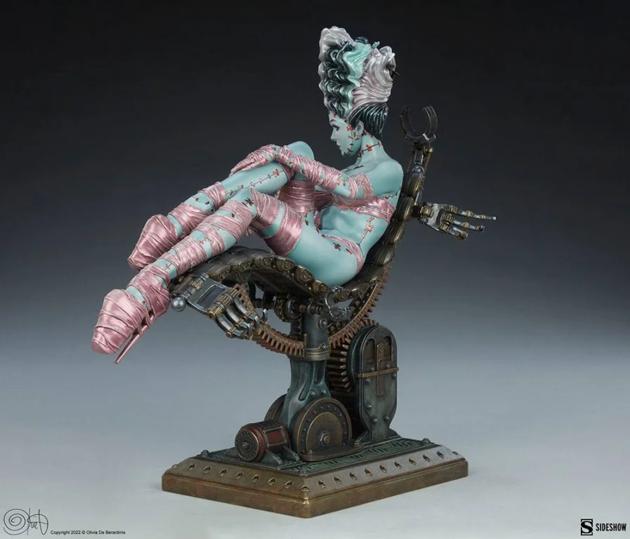Olivia de Berardinis - Non-Scale Figure - Frankie Reborn