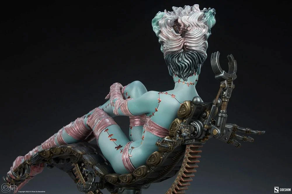 Olivia de Berardinis - Non-Scale Figure - Frankie Reborn