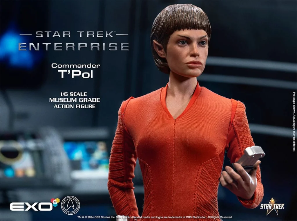 Star Trek - Scale Action Figure - Commander T'Pol