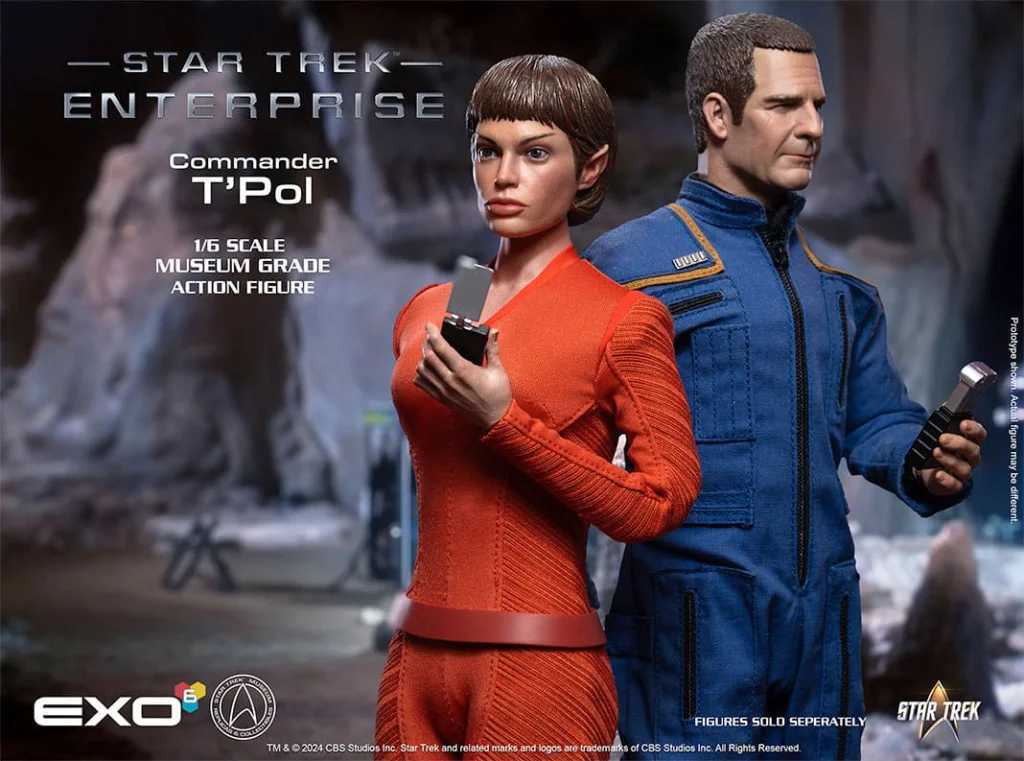 Star Trek - Scale Action Figure - Commander T'Pol