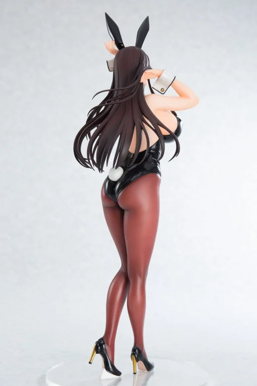 Succubus Stayed Life - Scale Figure - Tōko Sakuramachi (Bunny ver.)