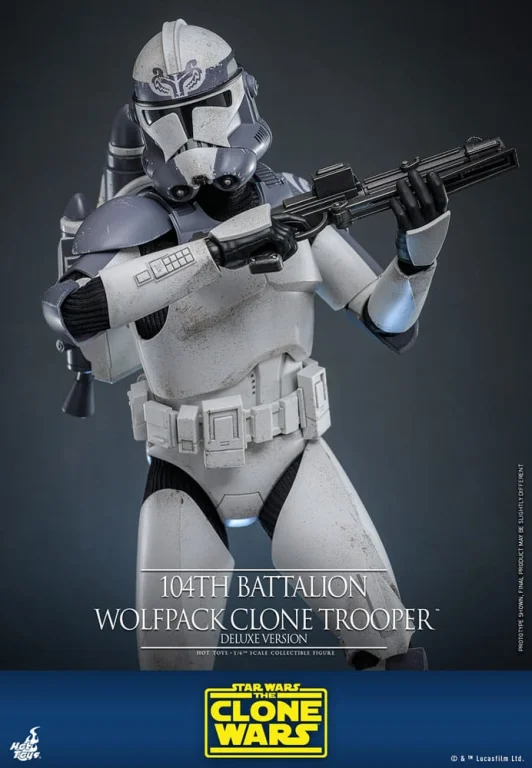 Star Wars - Scale Action Figure - 104th Battalion Wolfpack Clone Trooper (Deluxe Version)