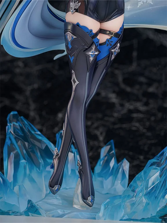 Genshin Impact - Scale Figure - Eula Lawrence (Wavecrest Waltz Ver.)