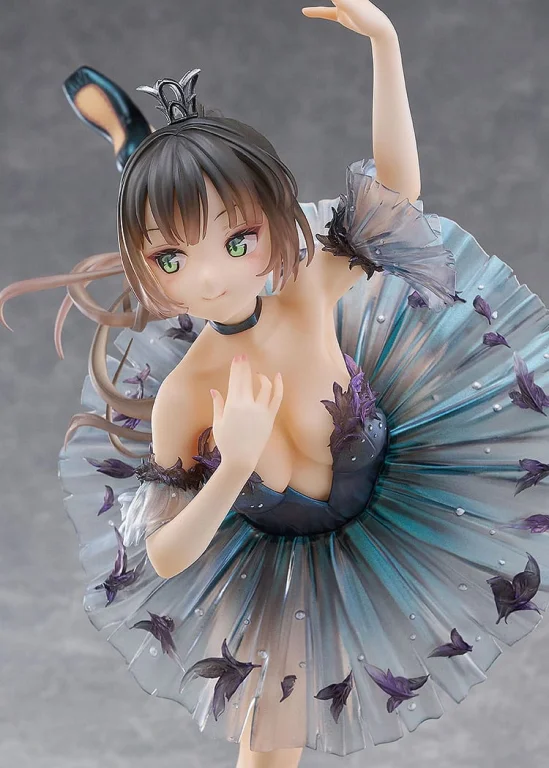 Avian Romance - Scale Figure - Black Swan Girl