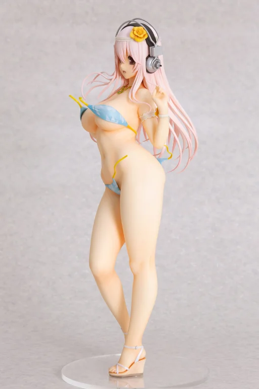 Super Sonico - Scale Figure - Super Sonico (Summer Vacation Ver.)