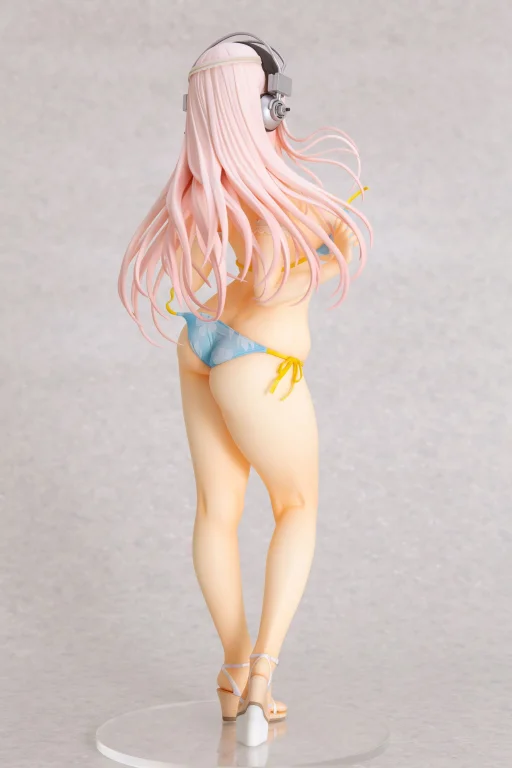Super Sonico - Scale Figure - Super Sonico (Summer Vacation Ver.)