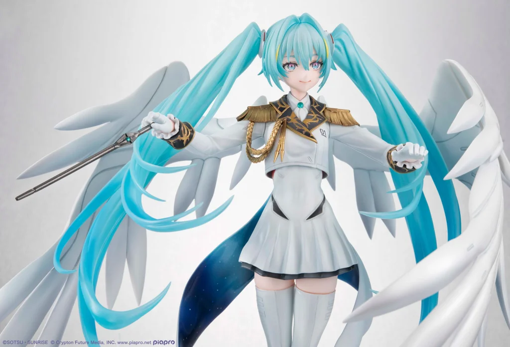 Character Vocal Series - Mobile Suit Gundam Wing - Lucrea - Miku Hatsune (Wing Gundam Zero EW)