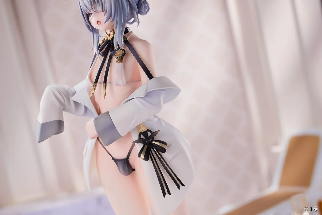 Ichigō - Scale Figure - Chitomi Yoichi (Swimsuit Ver.)