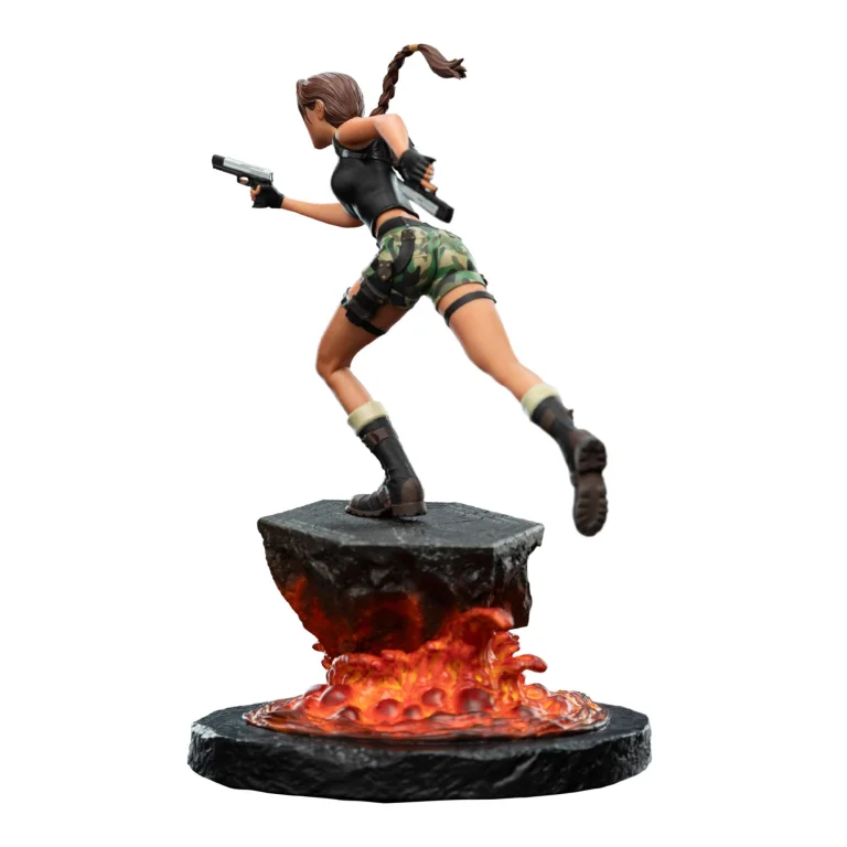 Tomb Raider - Miniature Statue - Lara Croft (The Sanctuary of Flame)