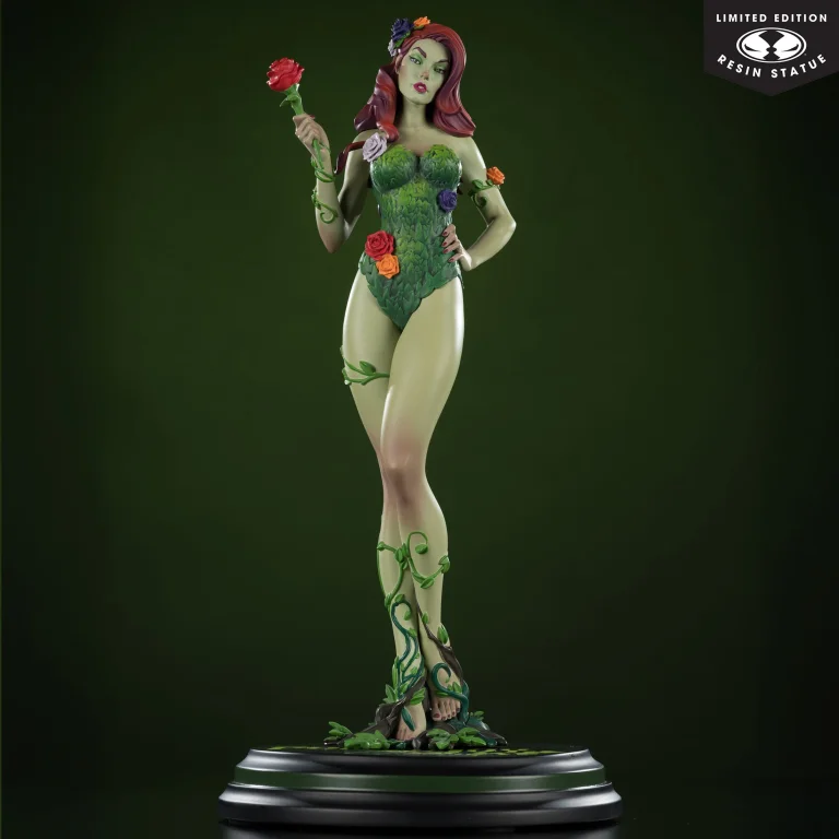 Batman - DC Cover Girls - Poison Ivy (by J. Scott Campbell)