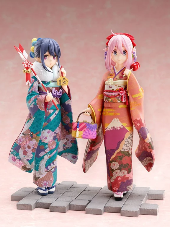 Laid-Back Camp - Scale Figure - Nadeshiko Kagamihara (Furisode ver.)