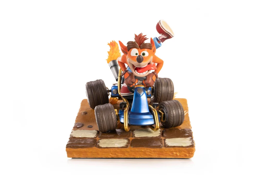 Crash Bandicoot - Non-Scale Figure - Crash in Kart