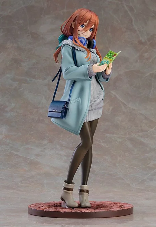 The Quintessential Quintuplets - Scale Figure - Miku Nakano (Date Style Ver.)