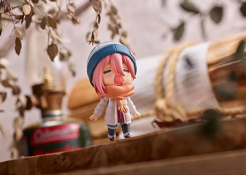 Laid-Back Camp - Nendoroid - Nadeshiko Kagamihara (Solo Camp Ver.)