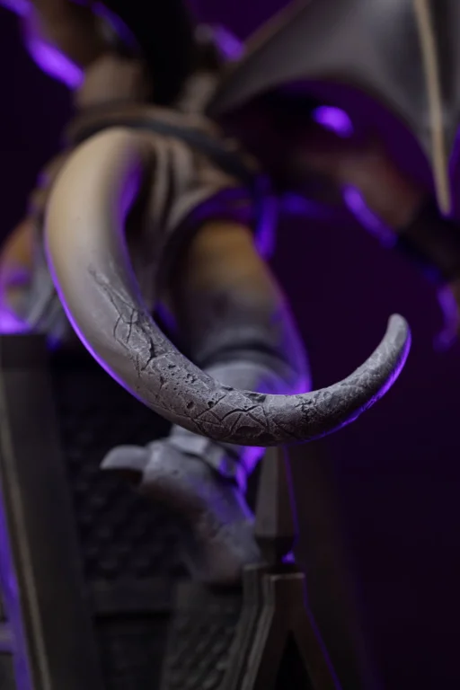 Gargoyles - Art Scale - Hudson