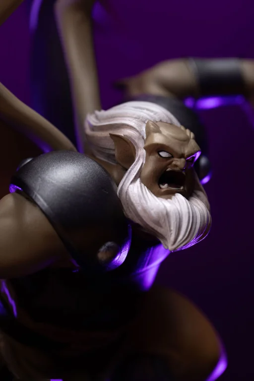 Gargoyles - Art Scale - Hudson